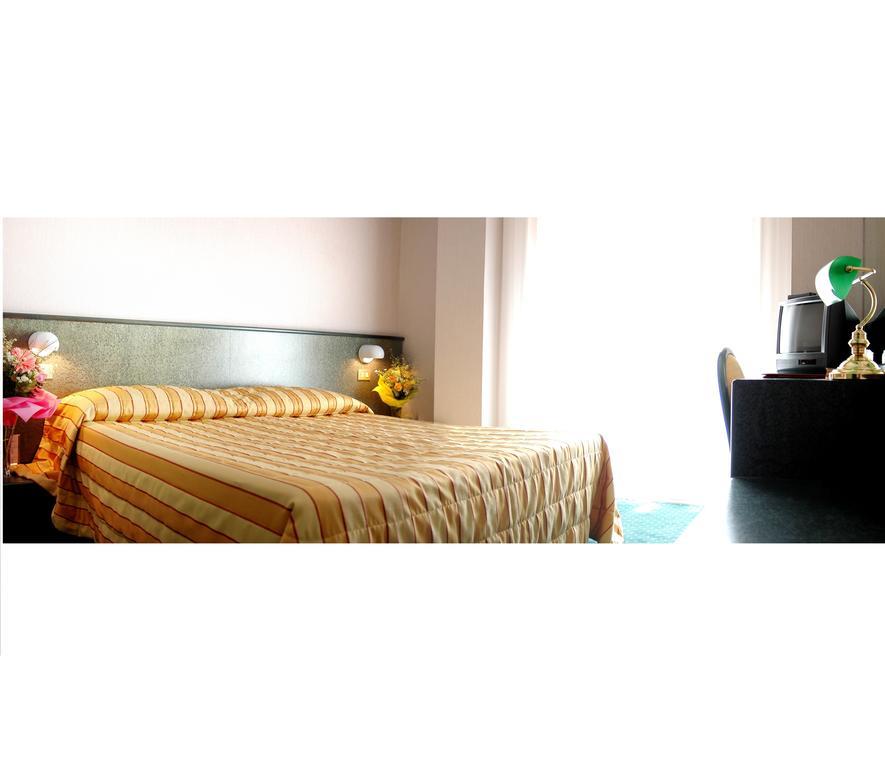 Hotel Capri Bardolino 3S Δωμάτιο φωτογραφία