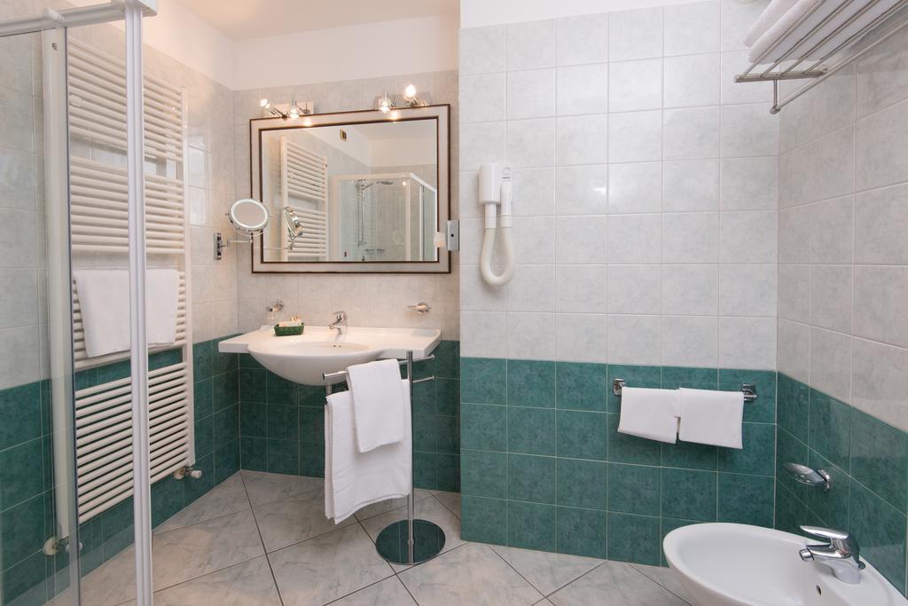 Hotel Capri Bardolino 3S Δωμάτιο φωτογραφία