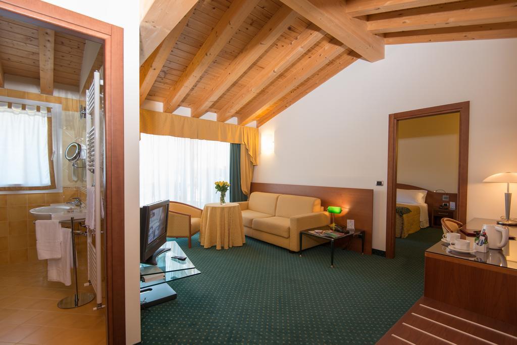Hotel Capri Bardolino 3S Εξωτερικό φωτογραφία