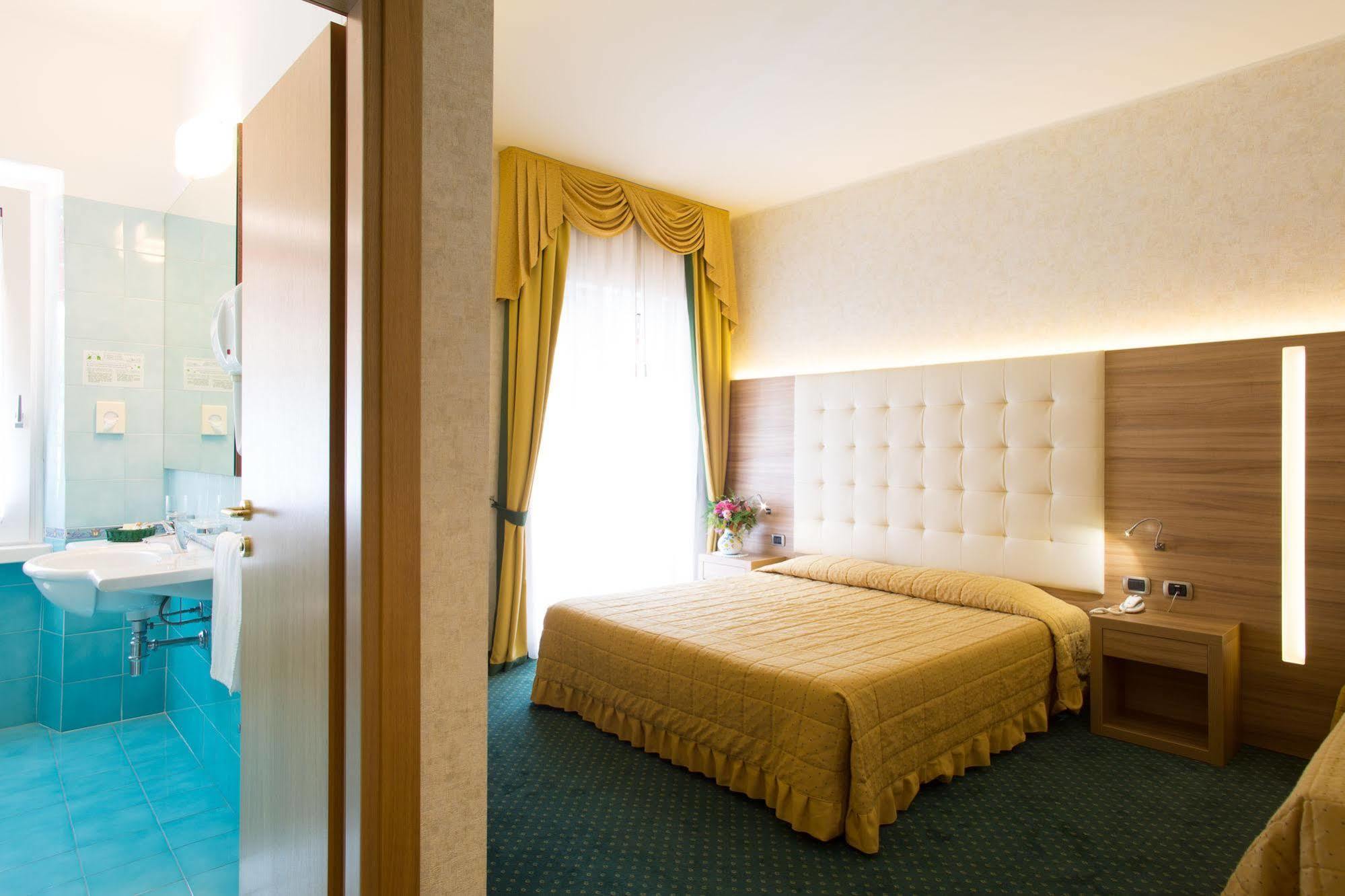 Hotel Capri Bardolino 3S Εξωτερικό φωτογραφία