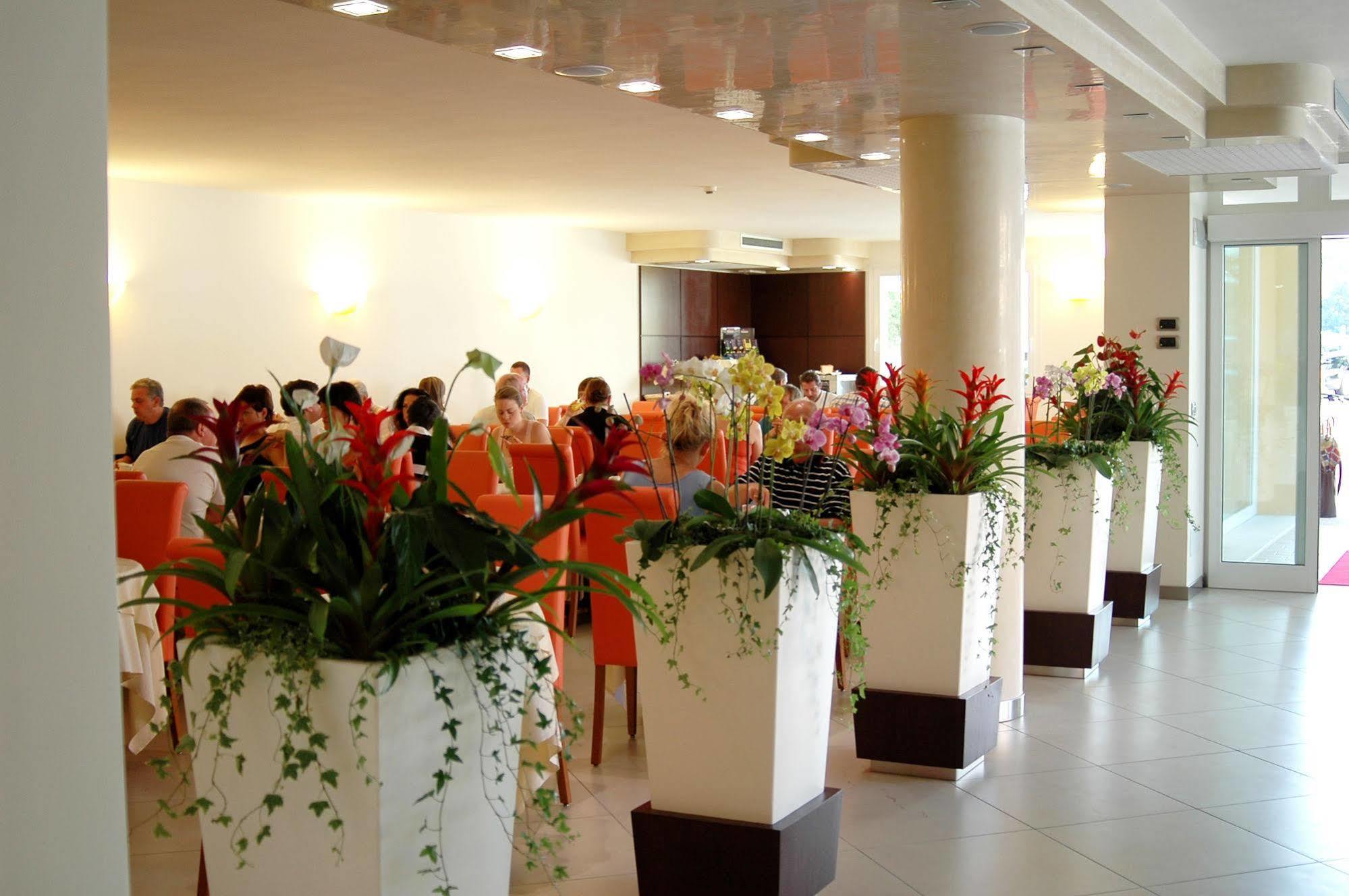 Hotel Capri Bardolino 3S Εξωτερικό φωτογραφία