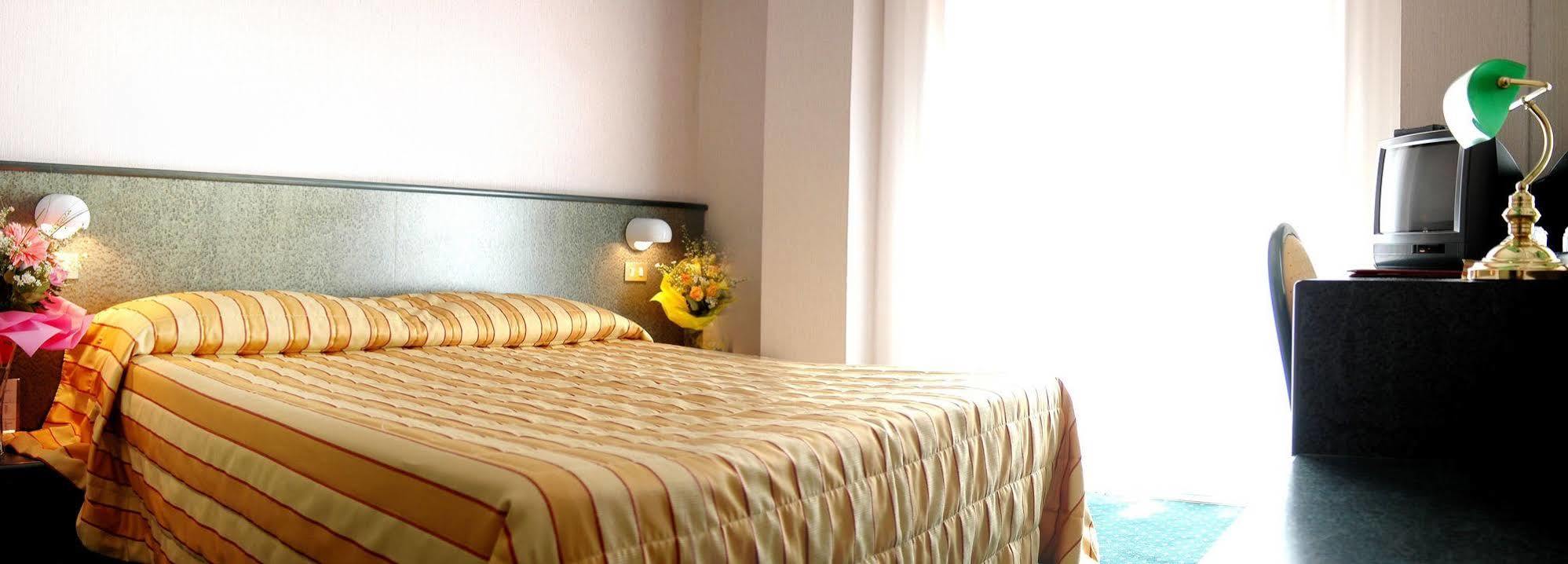 Hotel Capri Bardolino 3S Εξωτερικό φωτογραφία